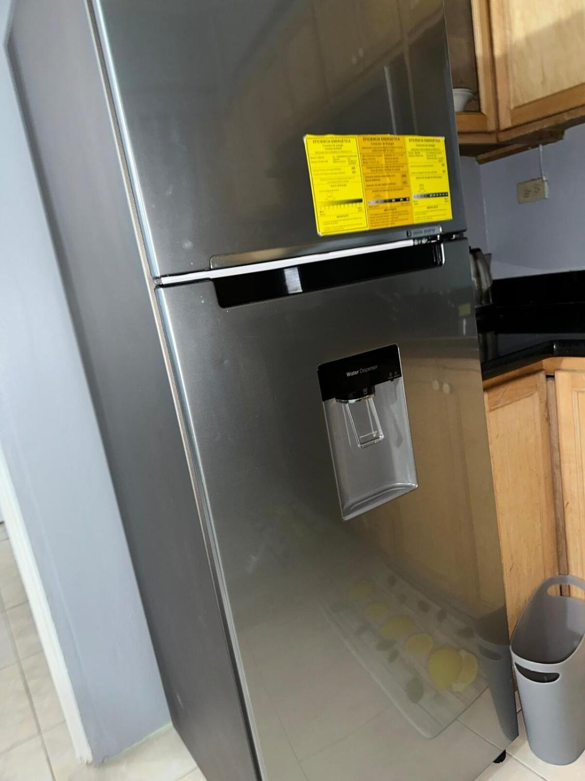 One Bedroom City Apartment Fully Ac With 24Hrs Security Kingston Exteriör bild